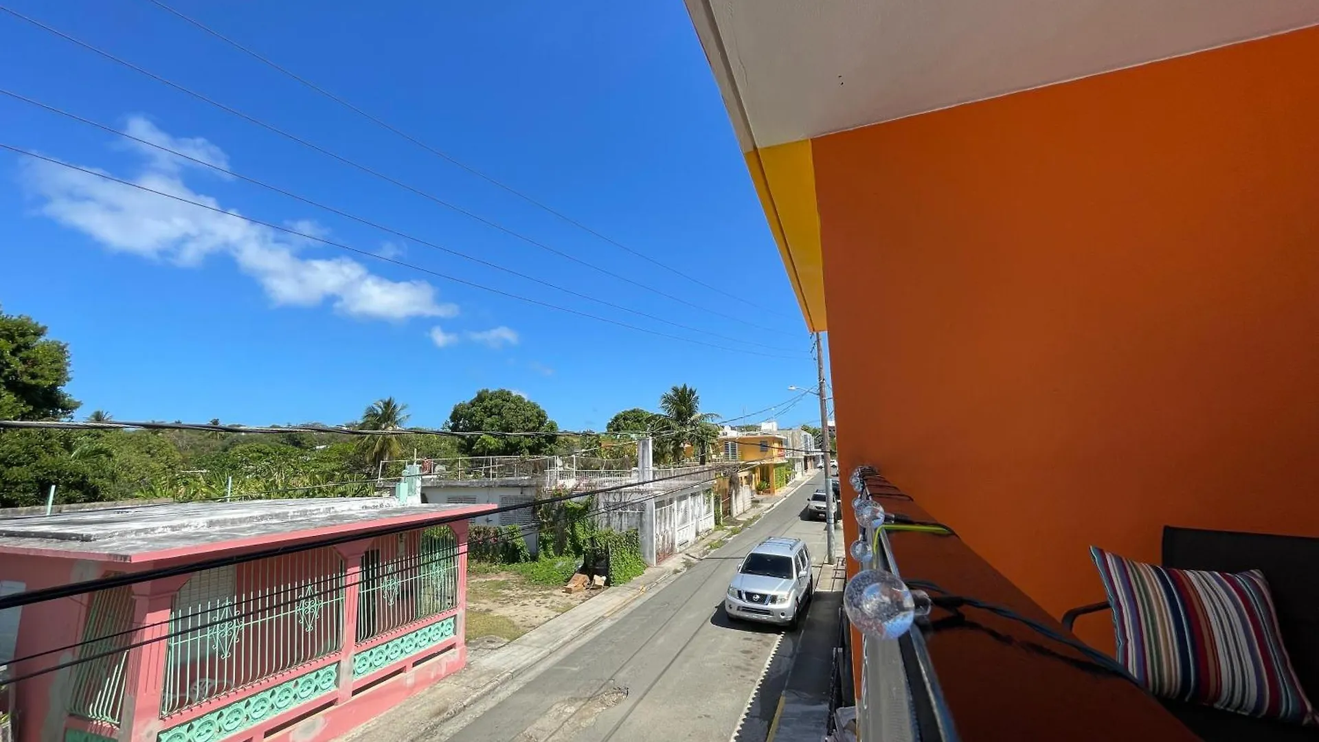 Mont Residence Offering A Loft And 3 Bedroom Apartment Steps From The Ferry Vieques