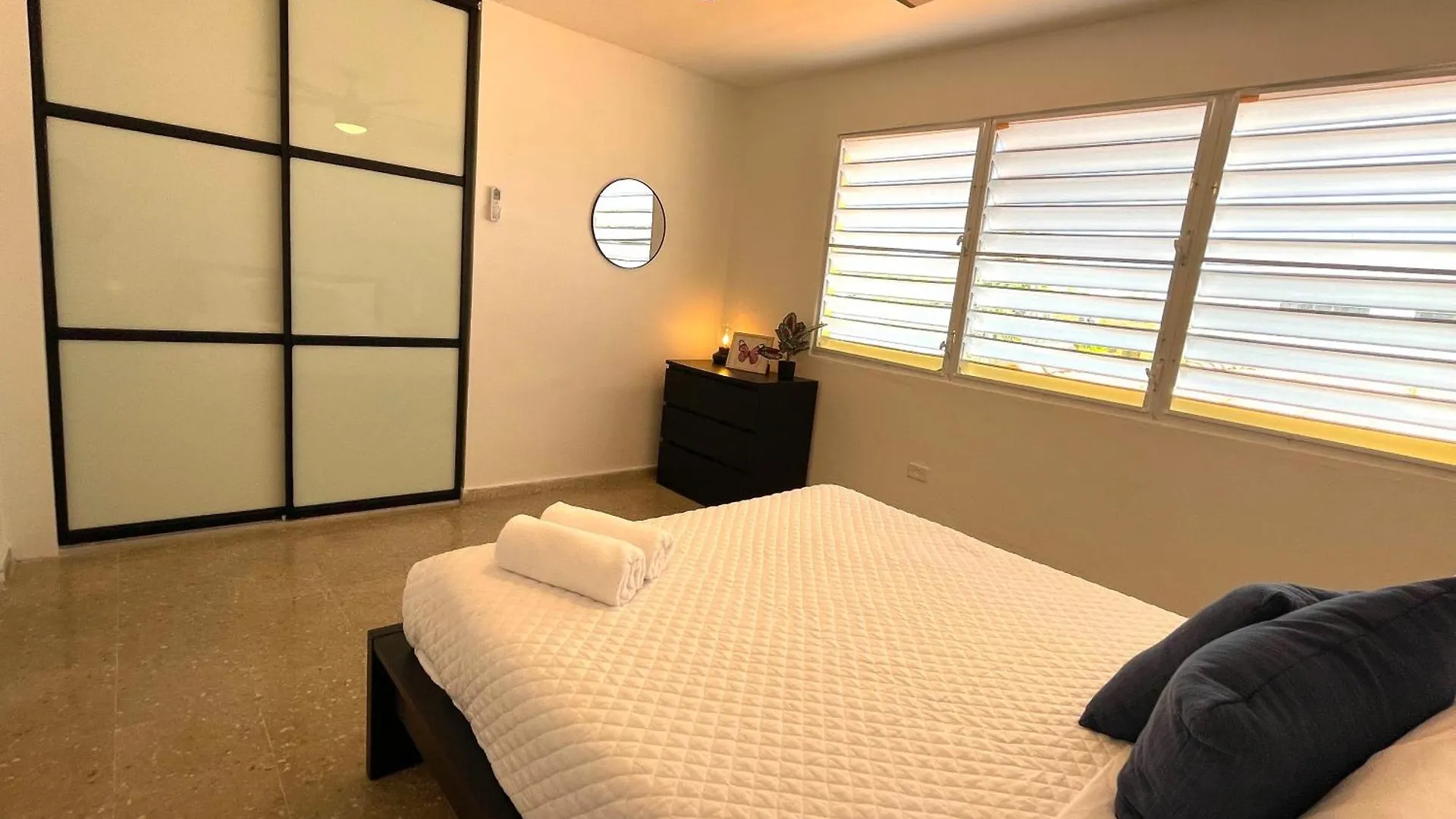 Mont Residence Offering A Loft And 3 Bedroom Apartment Steps From The Ferry Vieques Puerto Rico